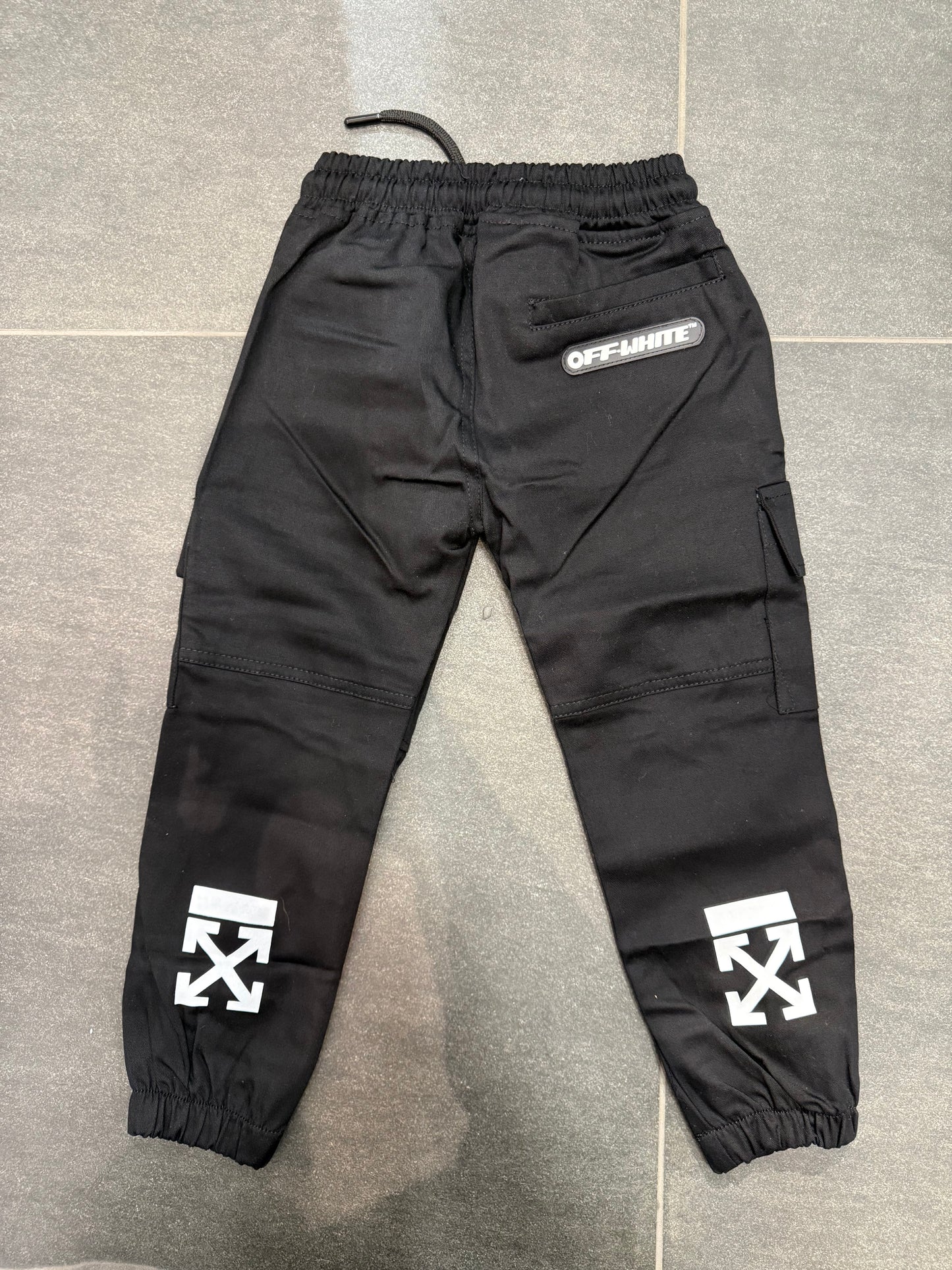 Off-White cargo pants black
