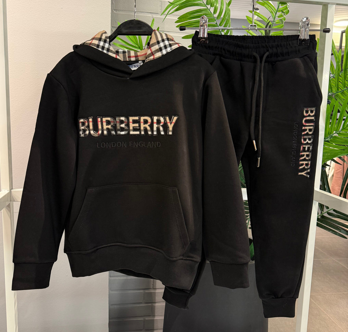 Burberry tracksuit
