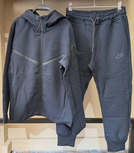 Nike tech fleece tracksuit