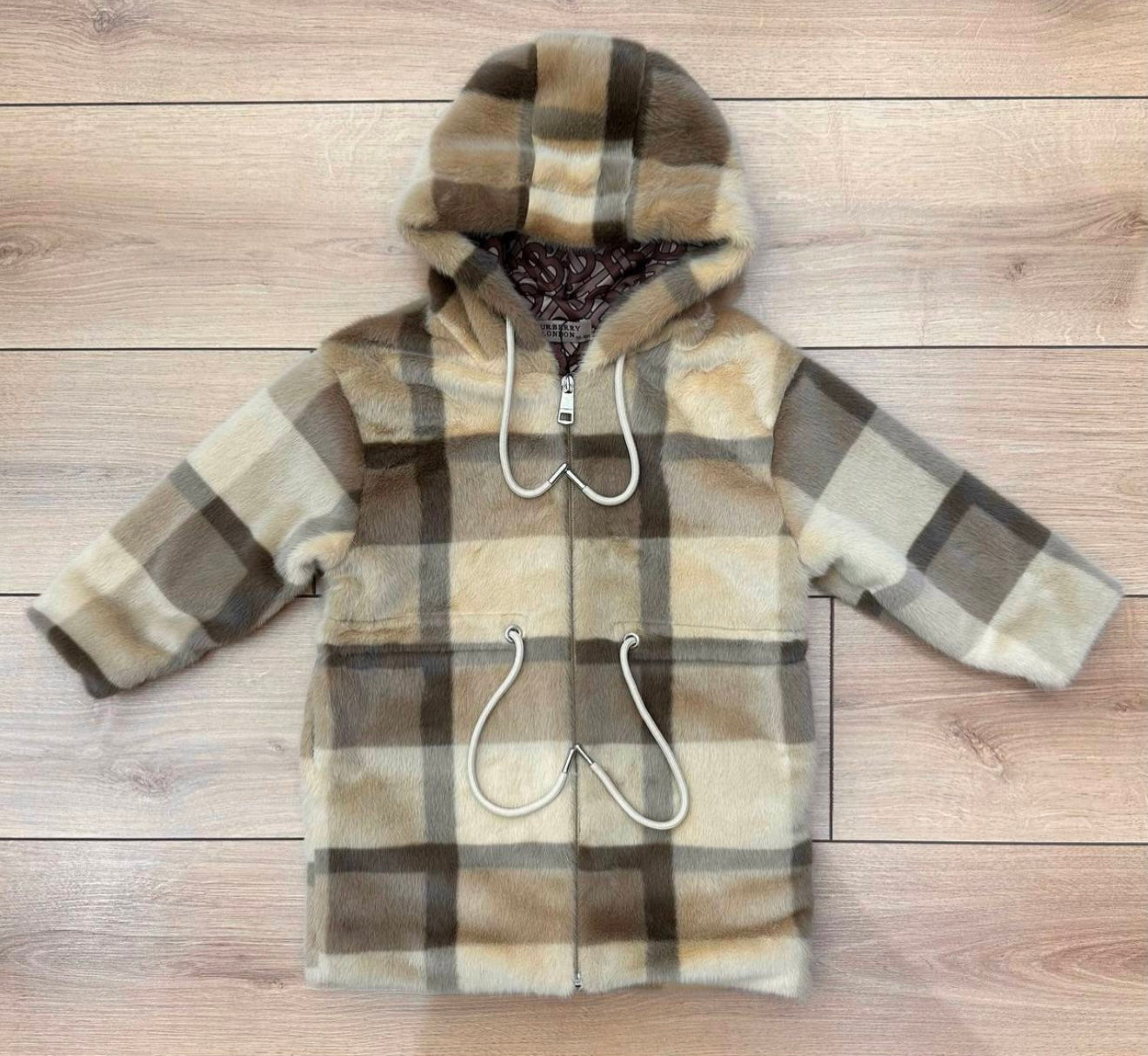 Burberry fur