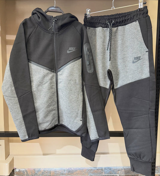 Nike tech fleece tracksuit