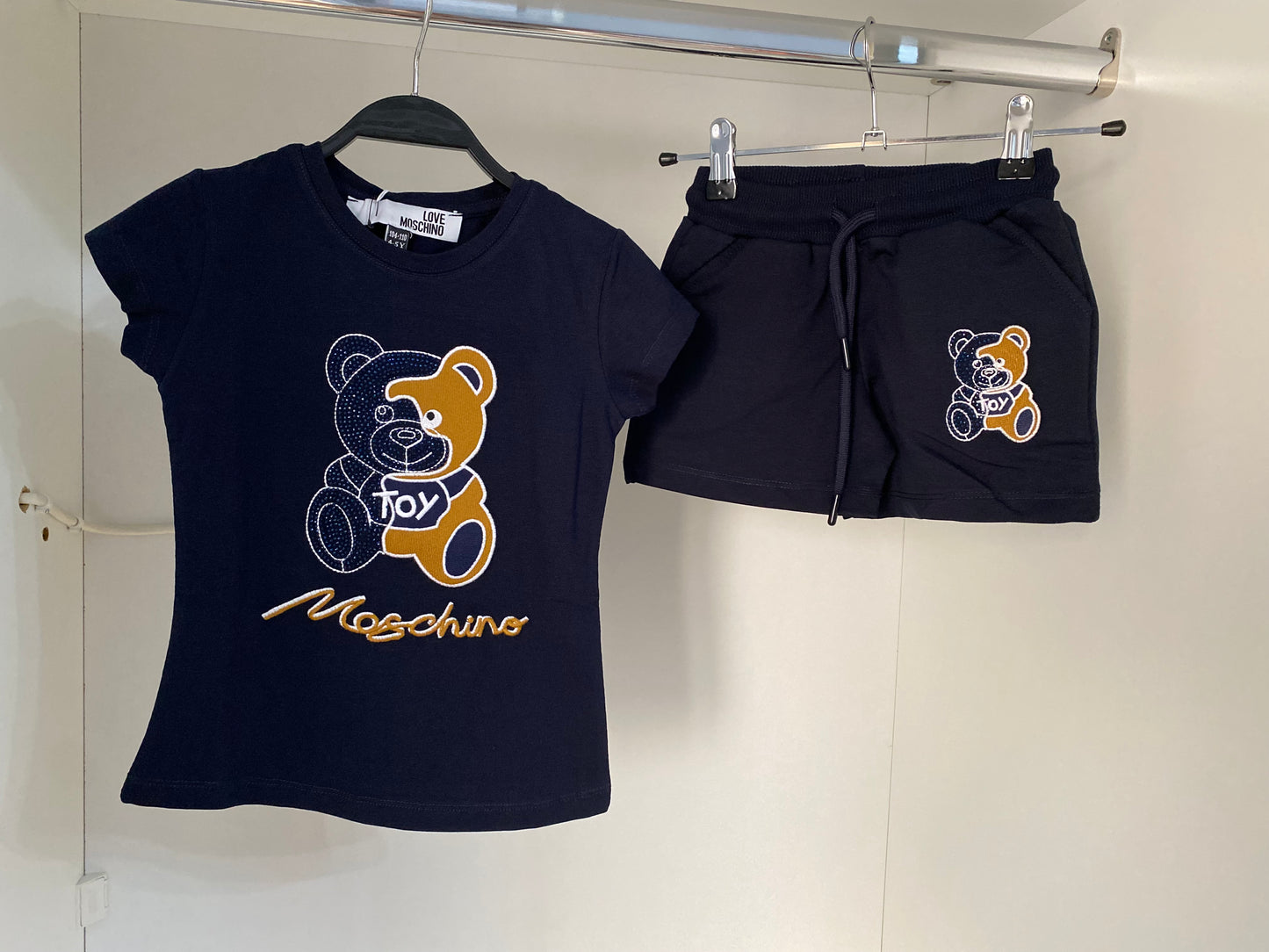 Moschino set blue