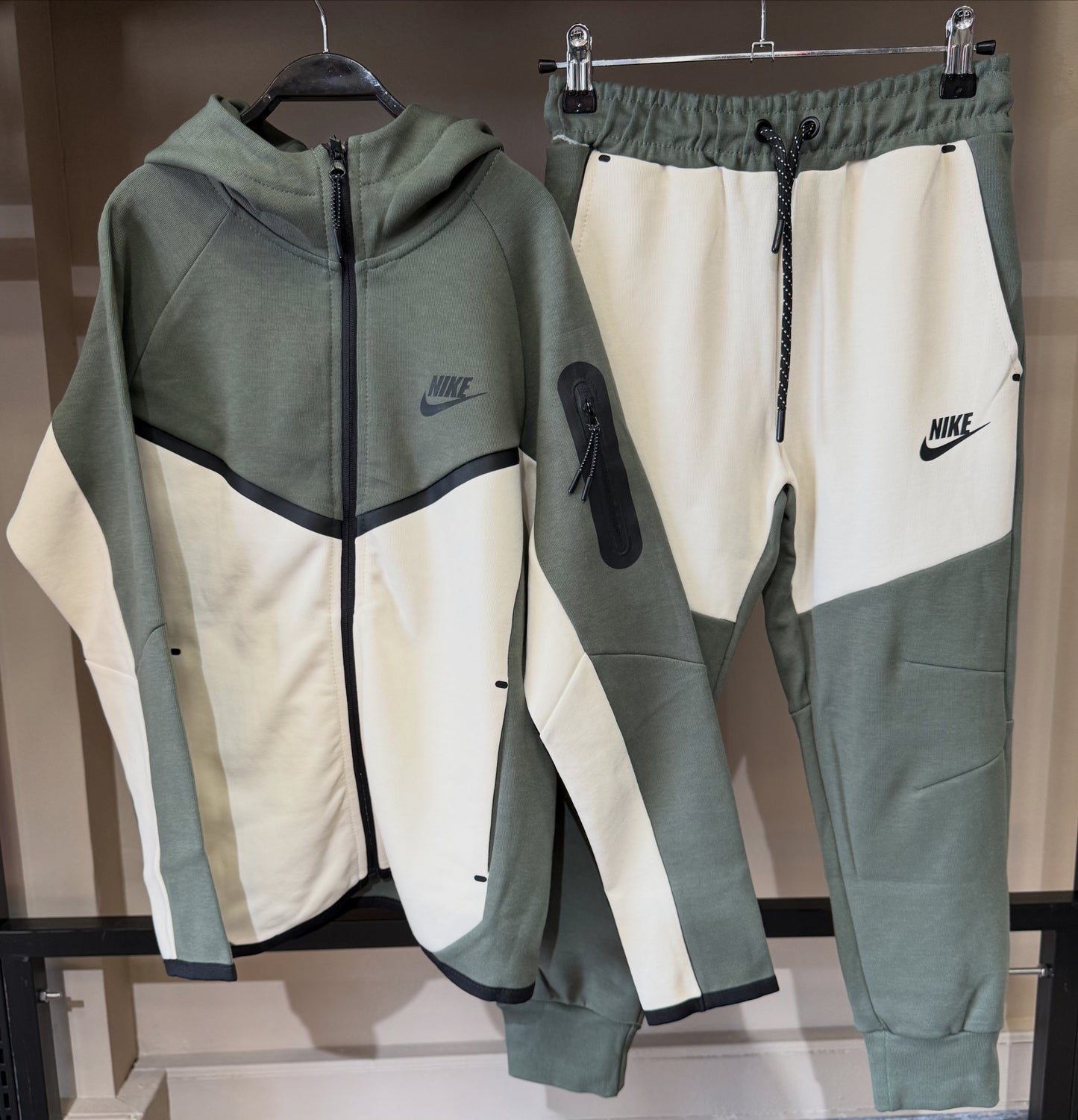 Nike tech fleece tracksuit