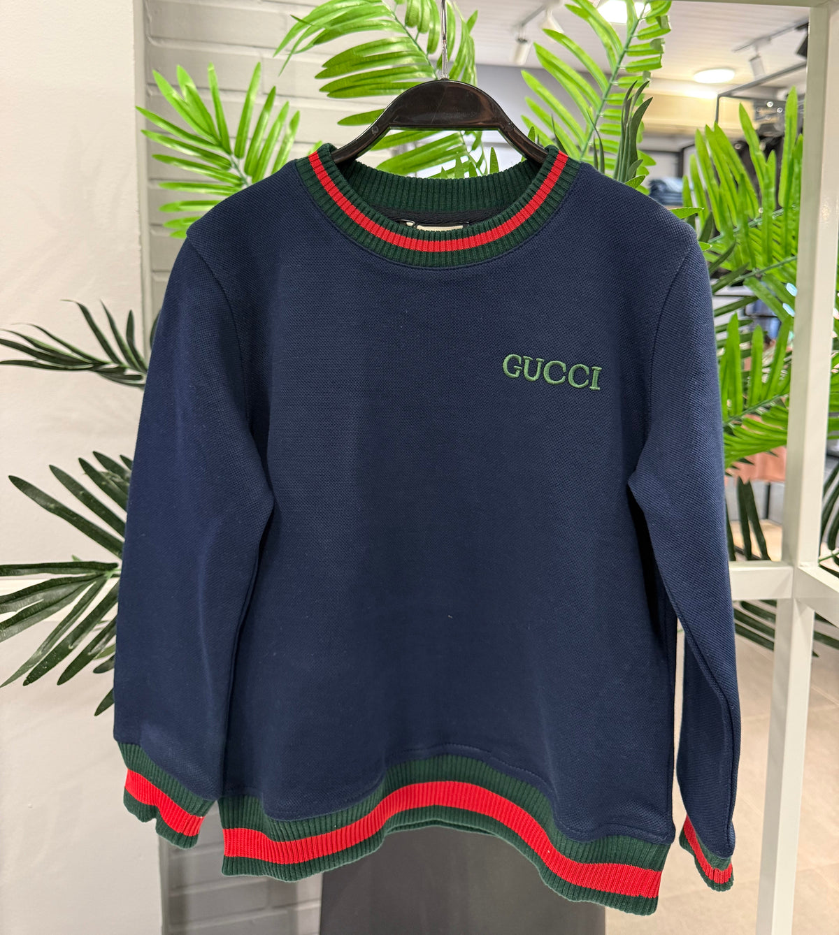 Gucci sweatshirt