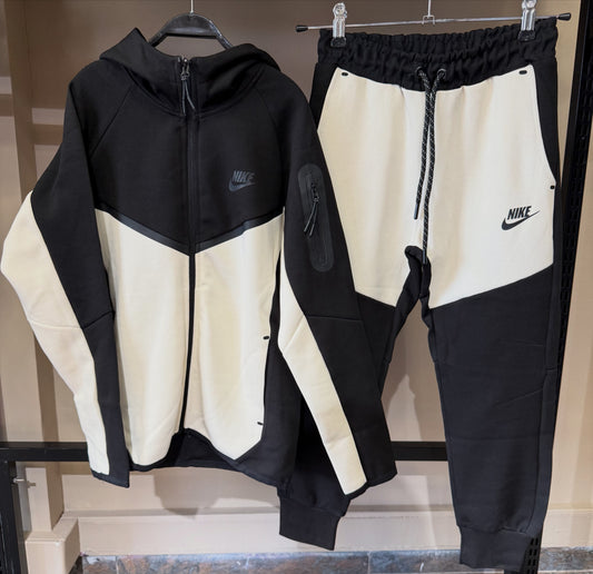 Nike tech fleece tracksuit