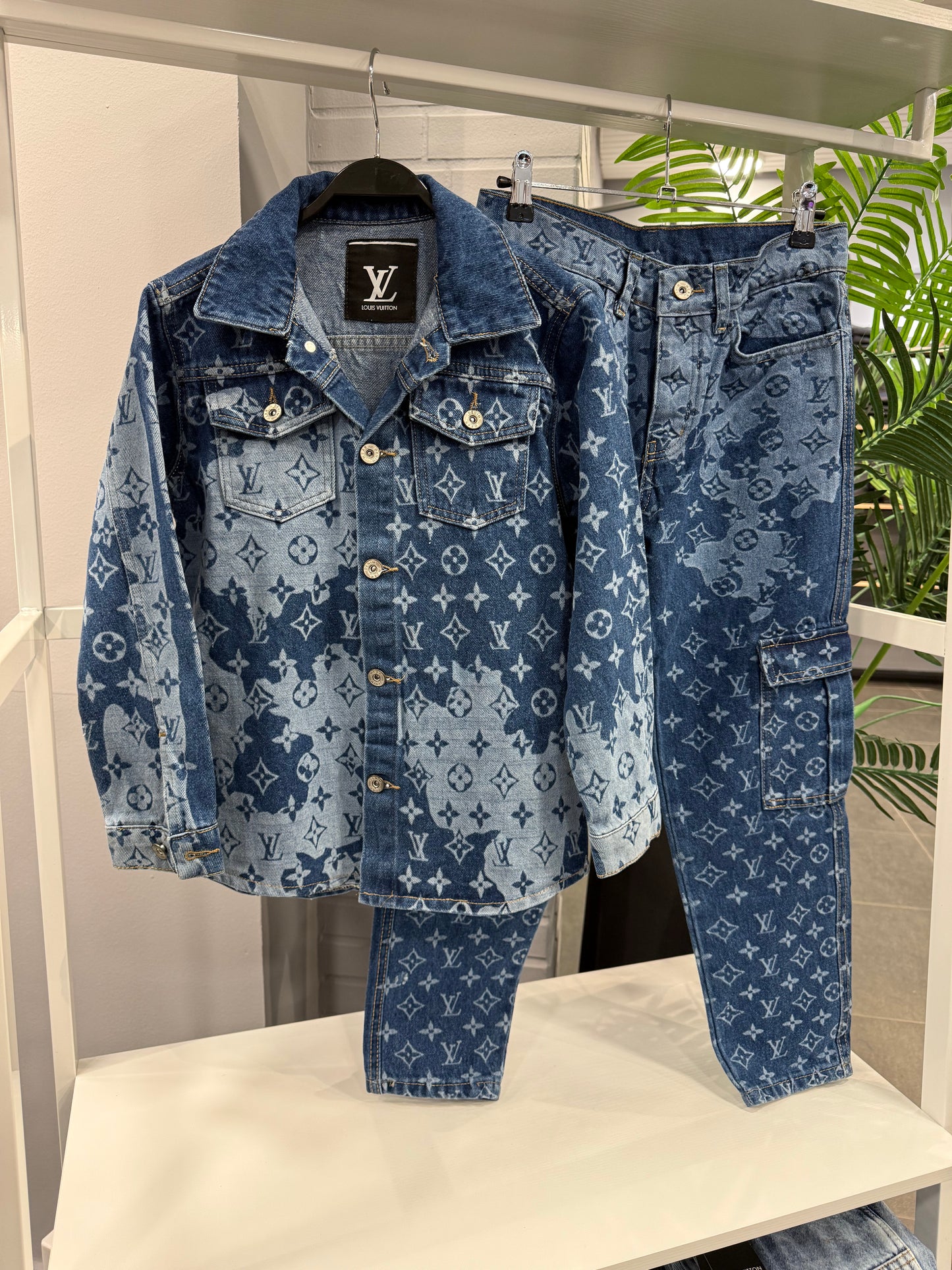 Louis Vuitton set