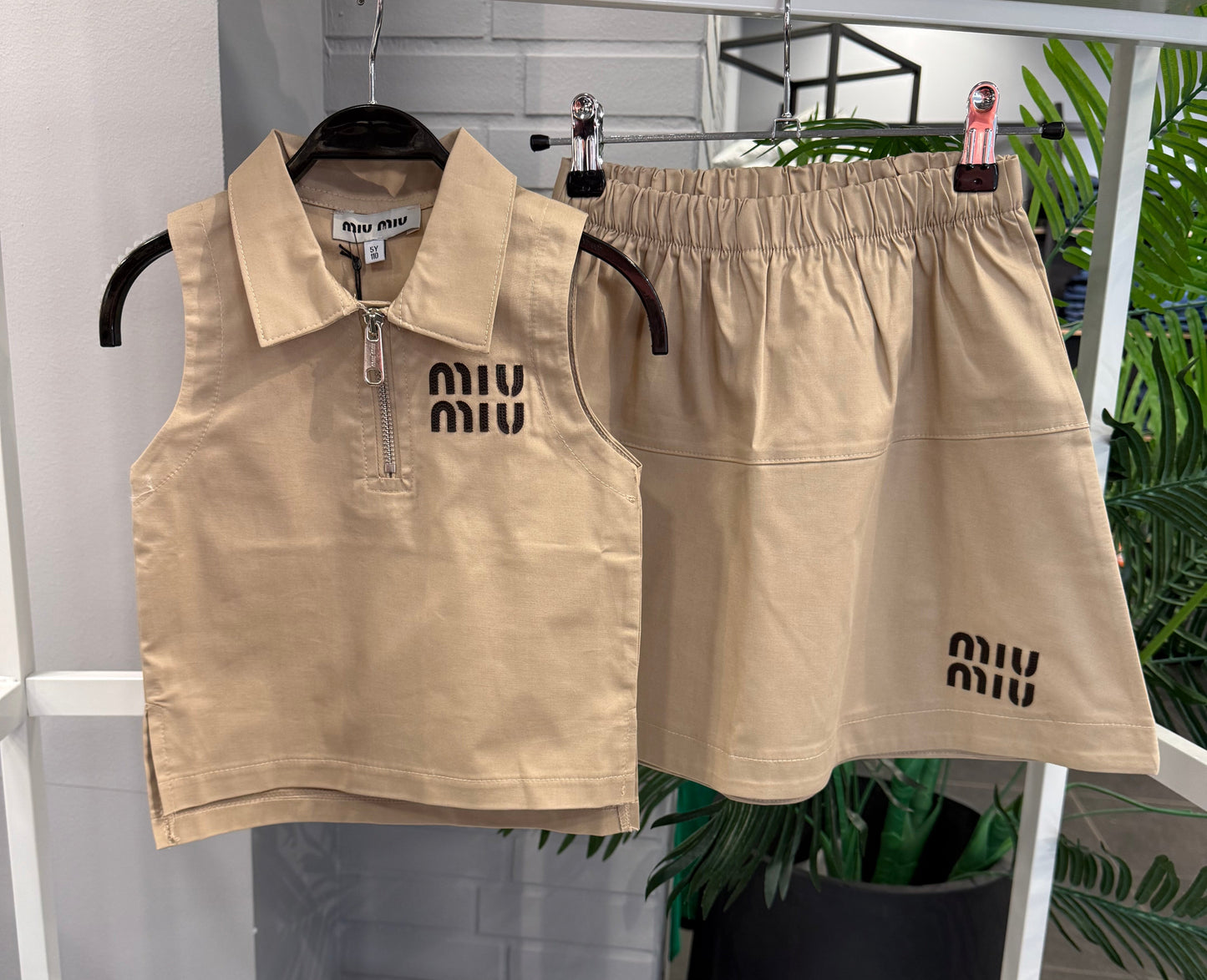 Miu Miu set