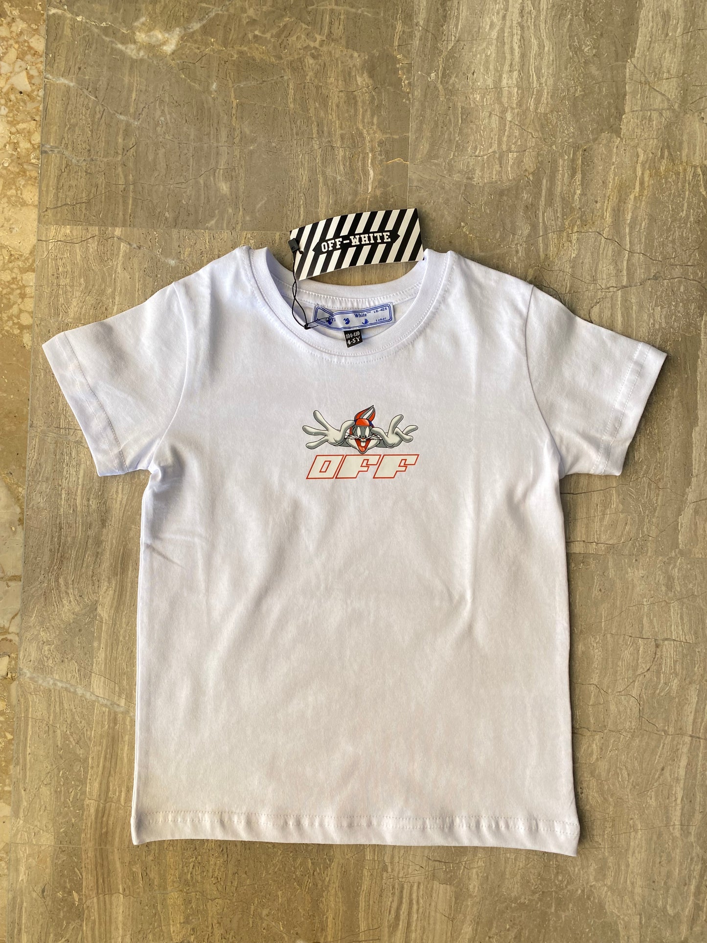 Off-White T-shirt Bugs Bunny