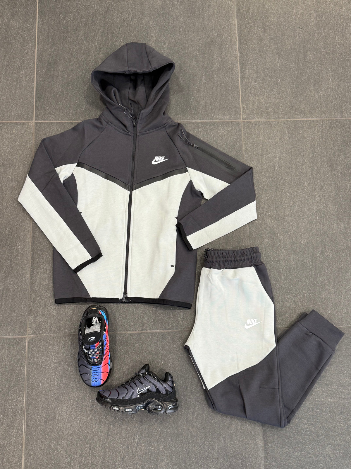 Nike tech fleece tracksuit