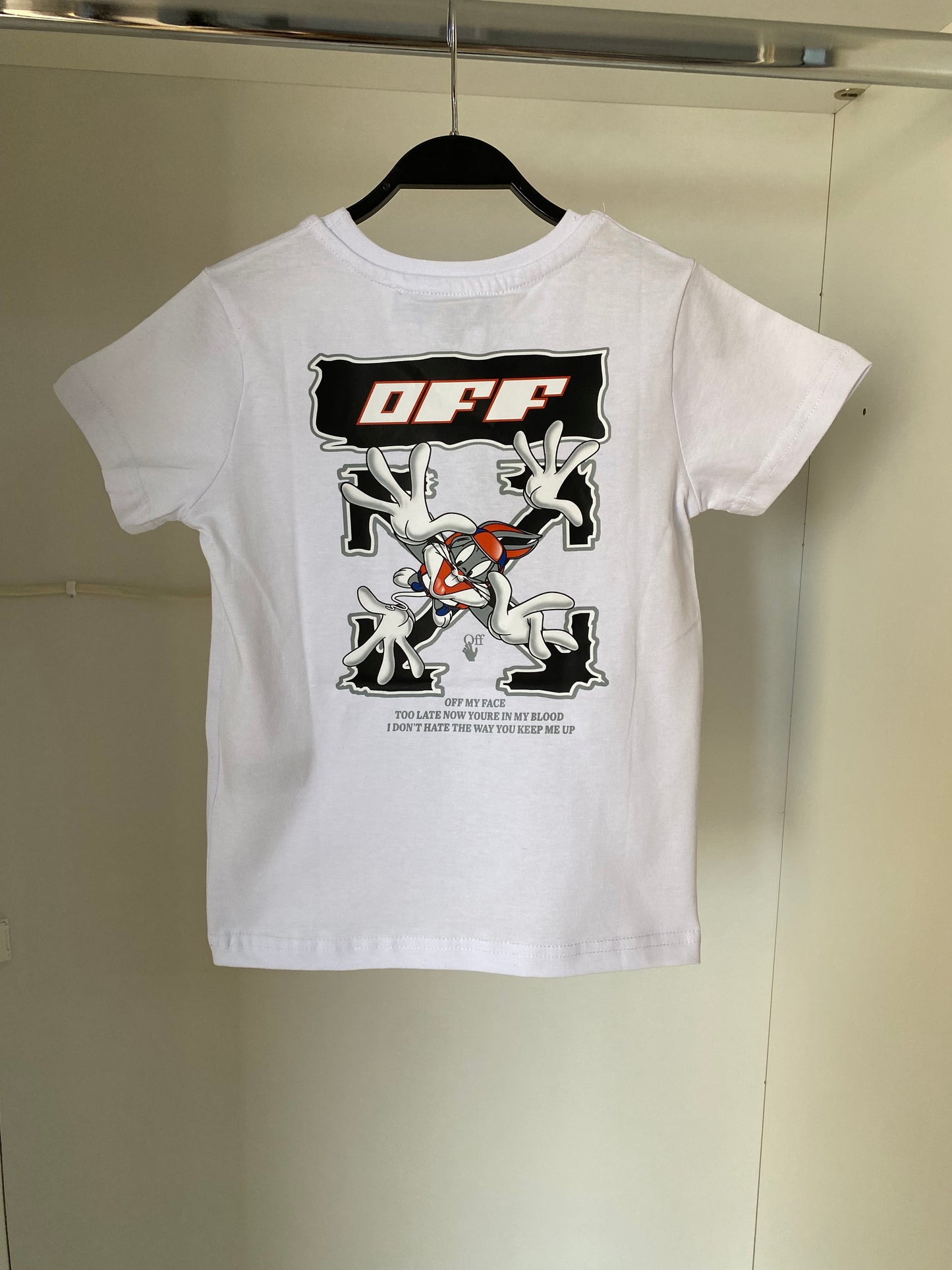 Off-White T-shirt Bugs Bunny