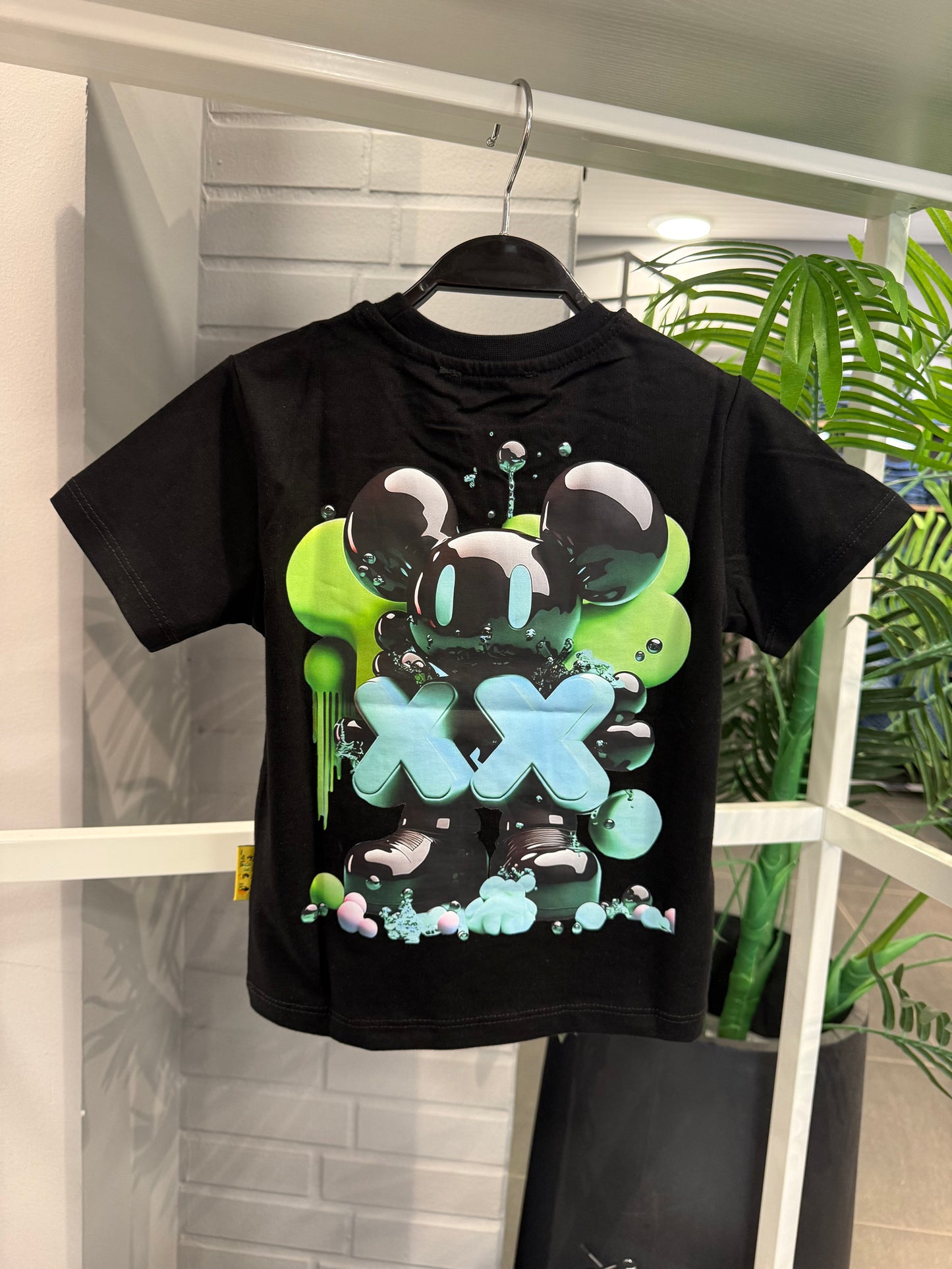 Off White T-shirt