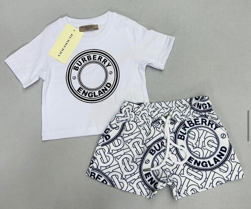 Burberry crop top & shorts summer set