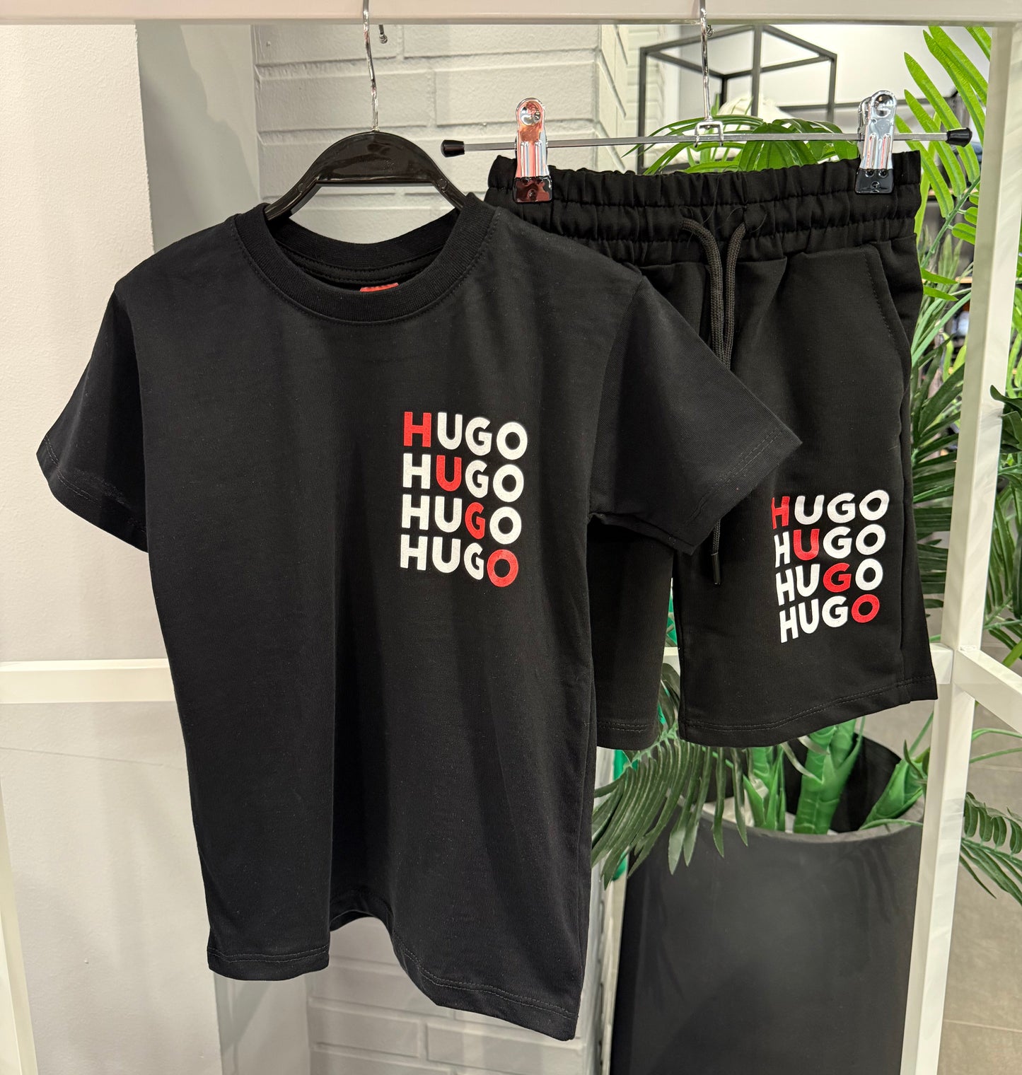 Hugo set