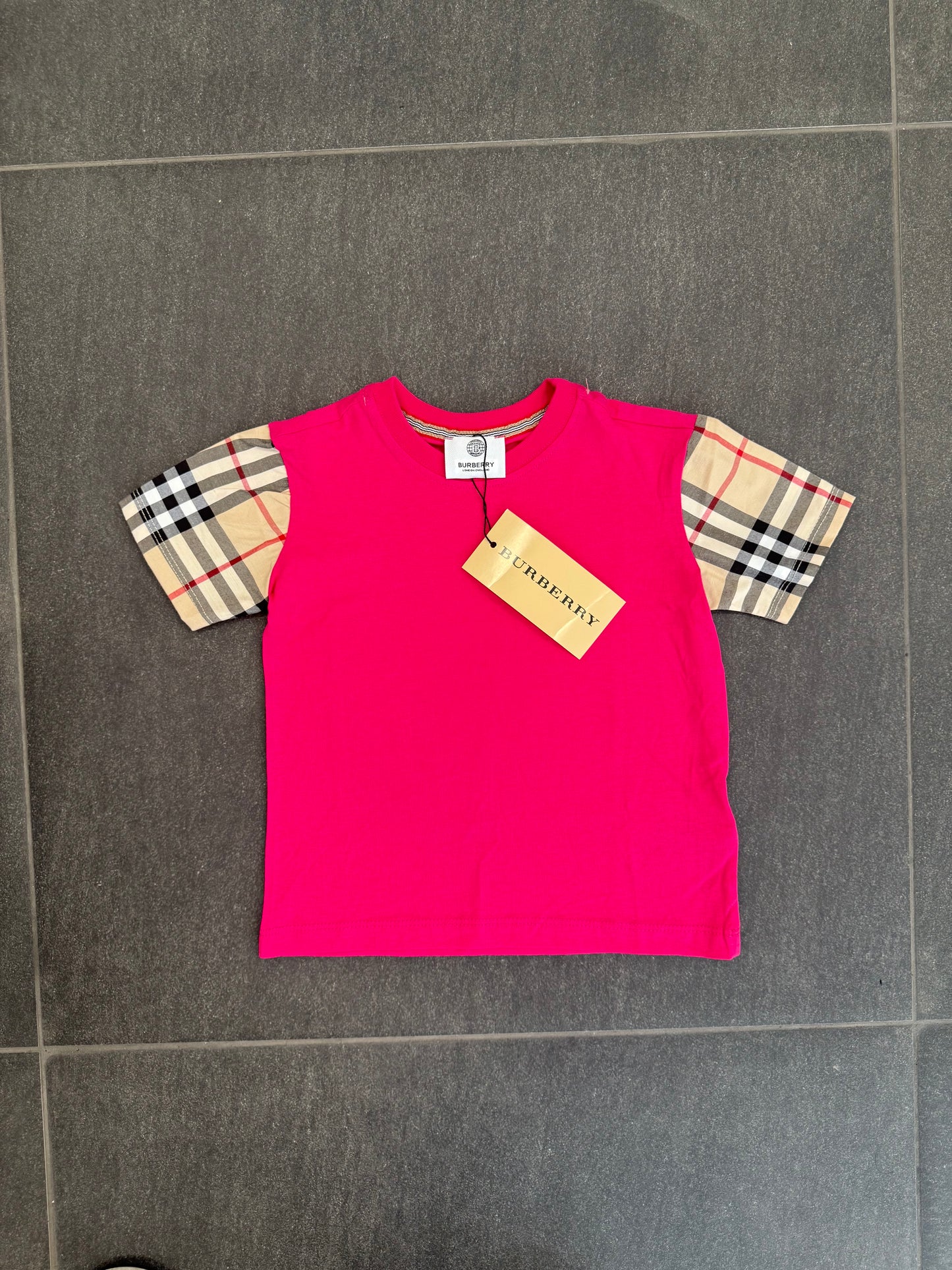 Burberry T-shirt