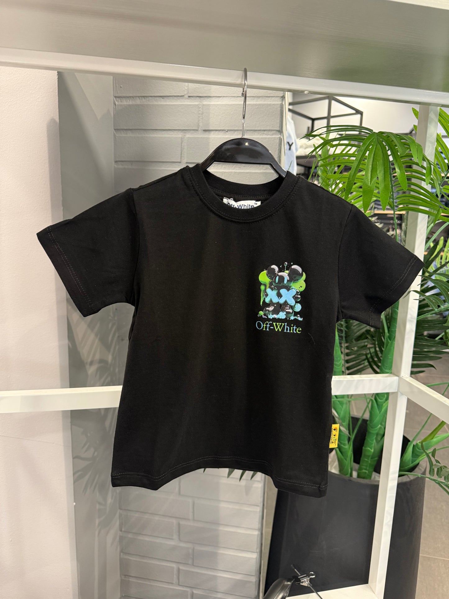 Off White T-shirt