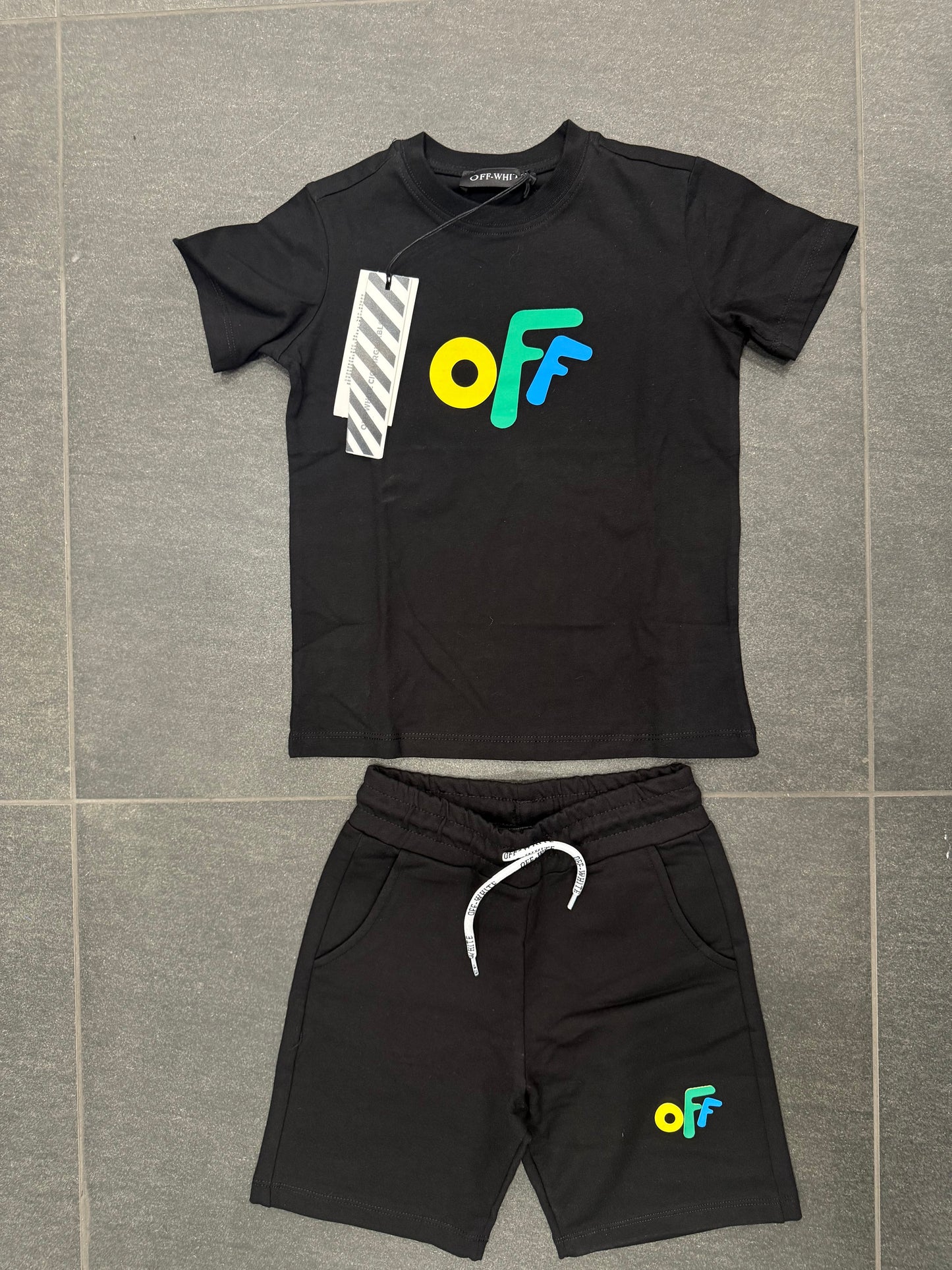 Off White set