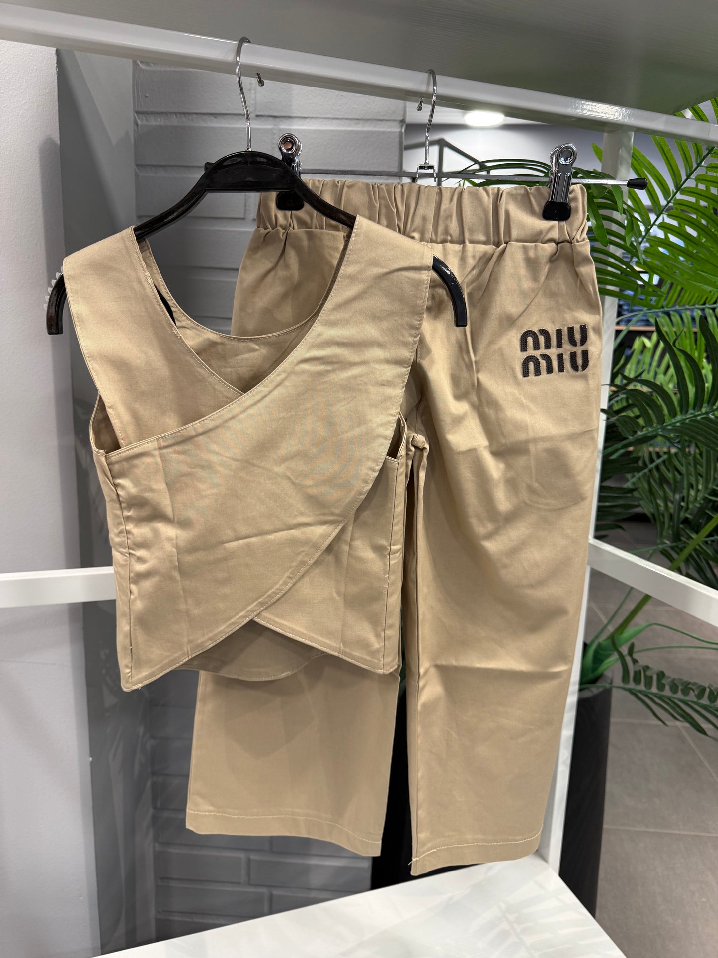 Miu Miu set