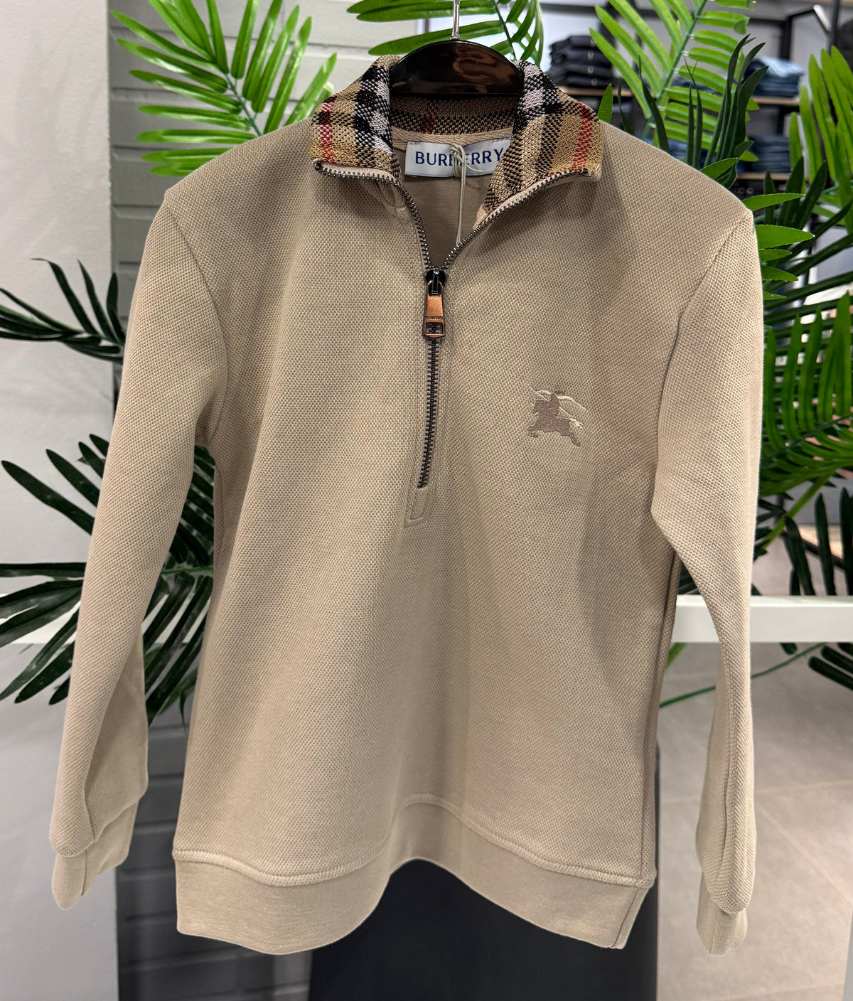 Burberry sweatshirt