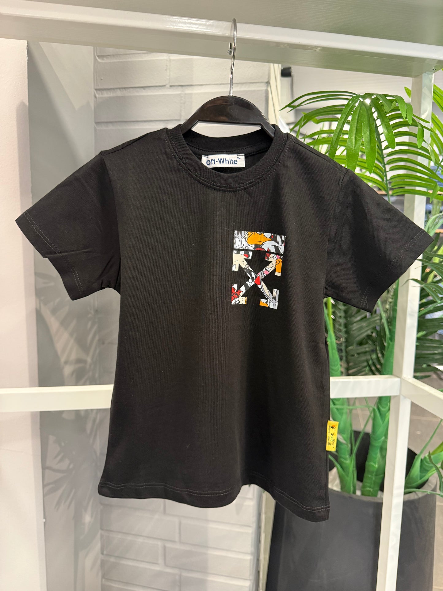 Off White T-shirt