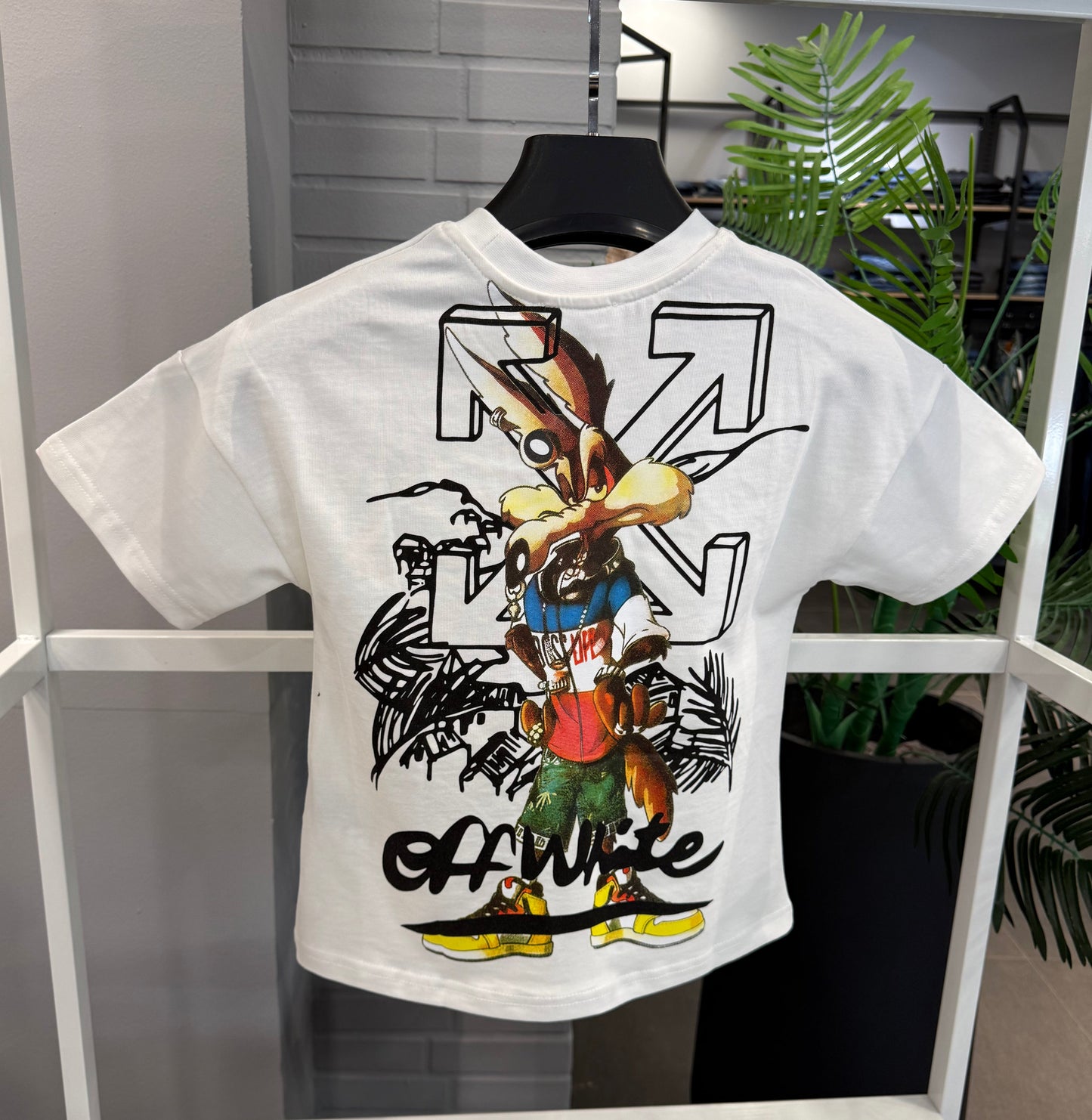 Off White T-shirt