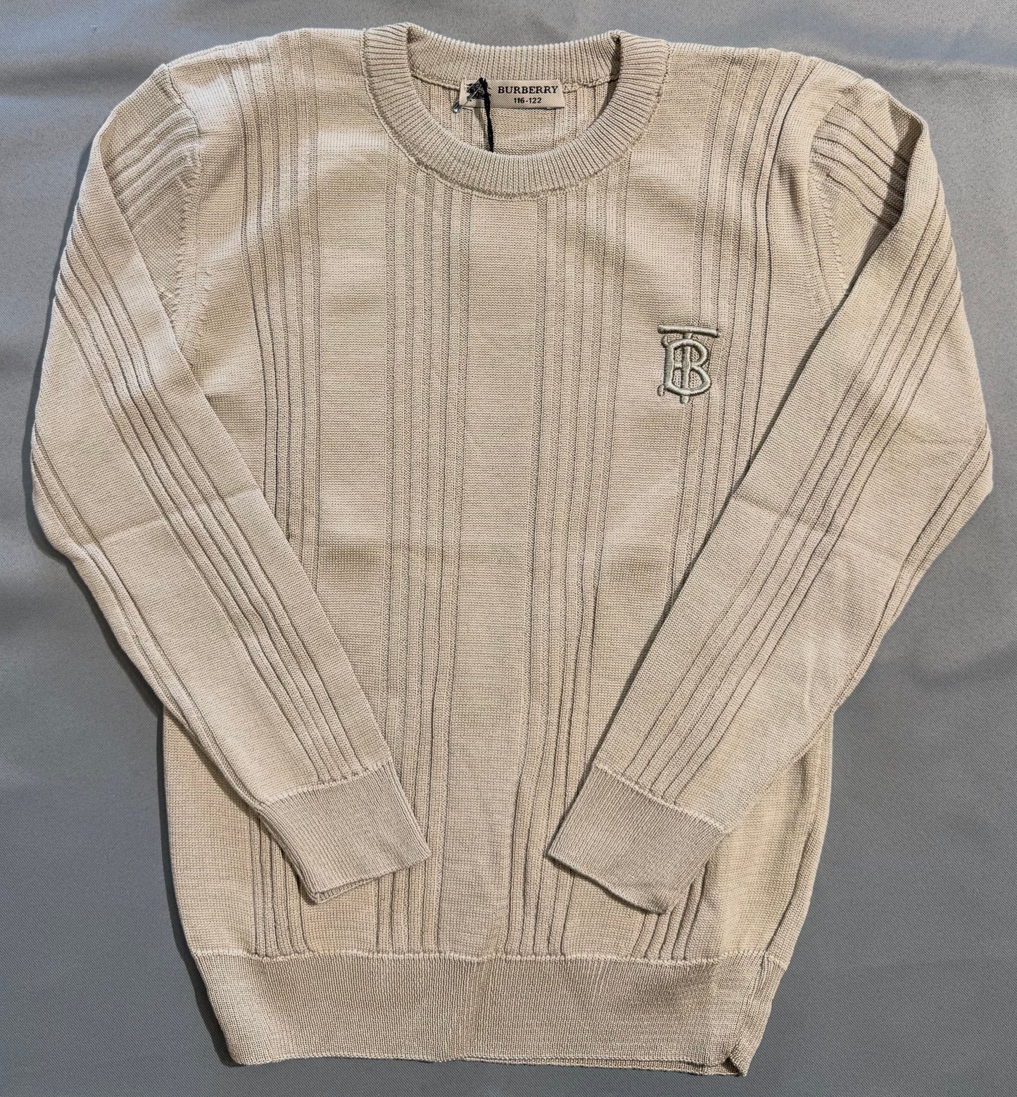 Burberry sweater