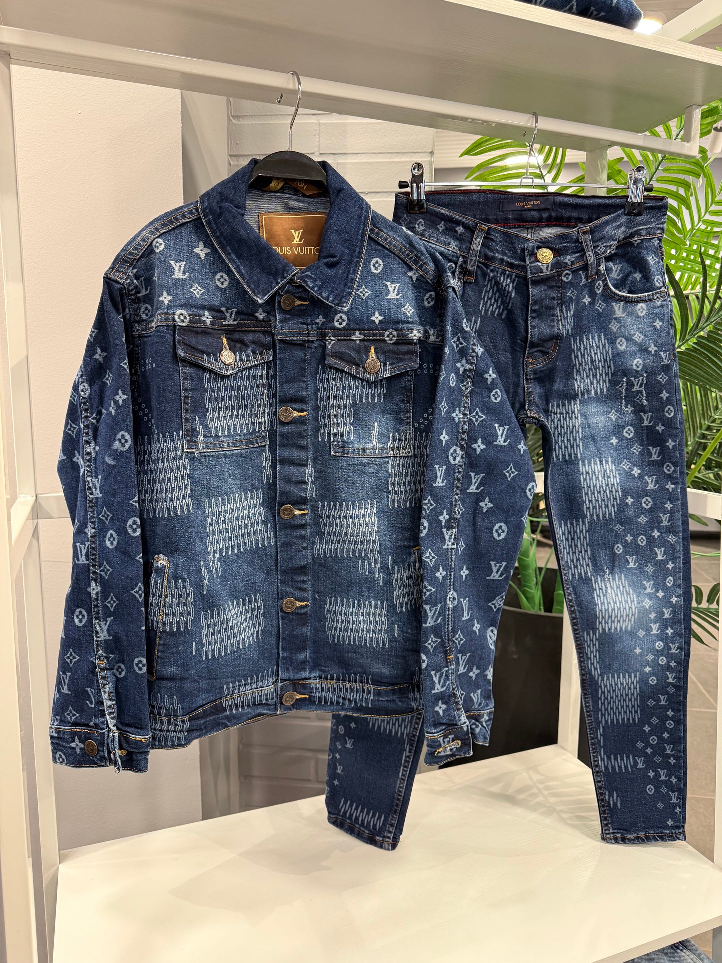 Louis Vuitton set