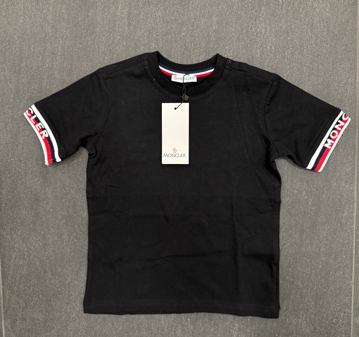 Moncler T-shirt