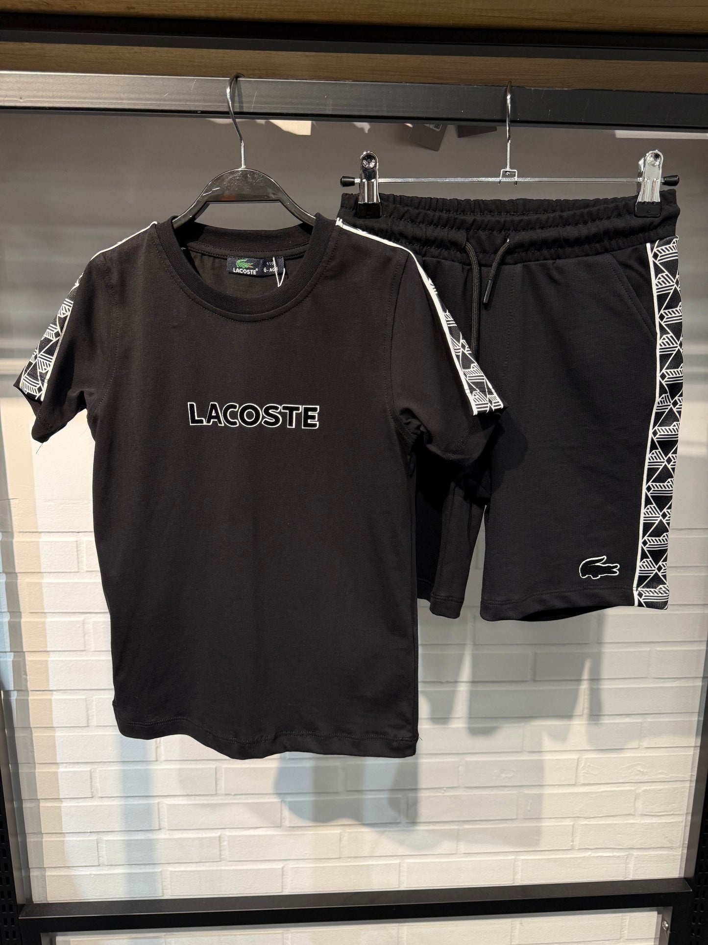 Lacoste set